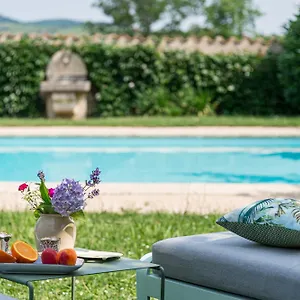 https://domaine-de-la-serve.hotels-rhonealpes.com