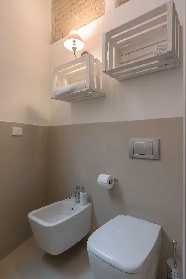 Апартаменты New Loft In The Heart Of Болонья