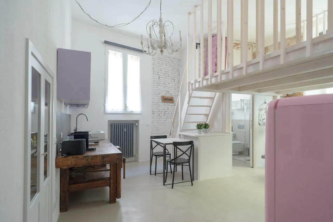 Апартаменты New Loft In The Heart Of Болонья 0*,
